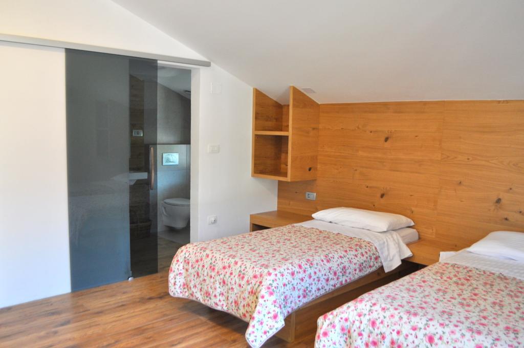Apartments Alpa Vita コバリード エクステリア 写真